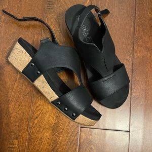 Corkys wedges black